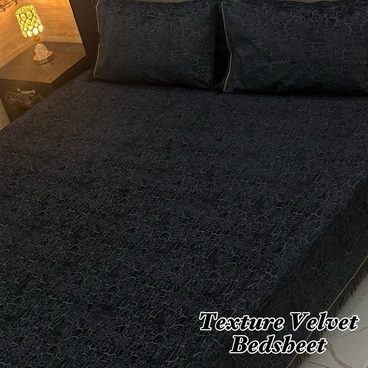 Luxury 3PC Texture Velvet 3PC Bedsheet โ King Size