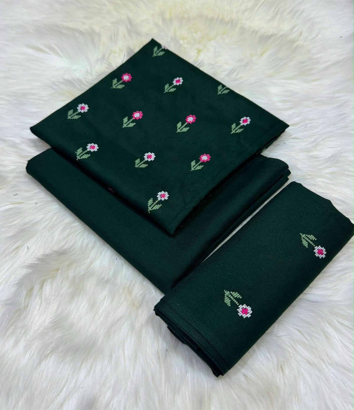 Original Embroidered Sapphire 2PC Unstitched Suit โ๏ธ