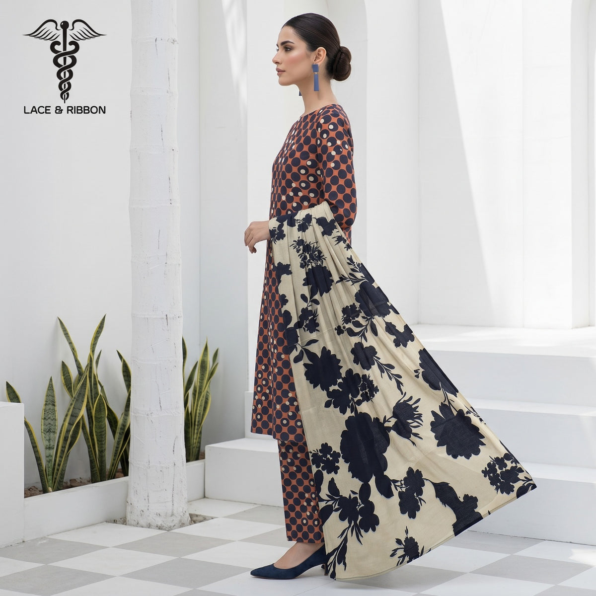 Orignal Lace & Ribbon – Digital Karandi Suit