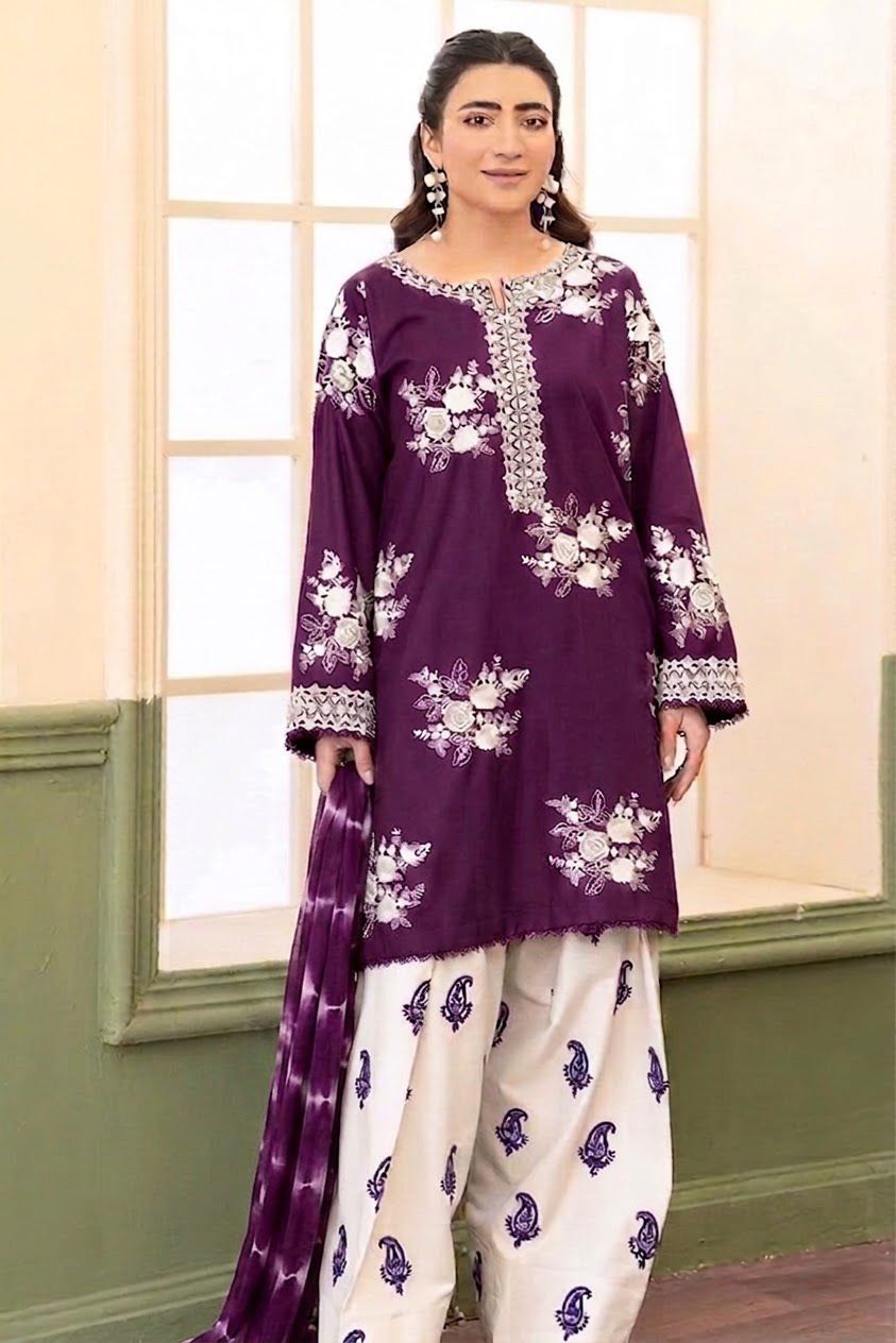Laiba Mir| Embroidered Dhanak 3PC Unstitched Suit